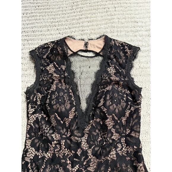 Betsy & Adam Maxi Mermaid Lace Dress Formal Cut Out Back Lined Size 6 Black Nude - Picture 4 of 16